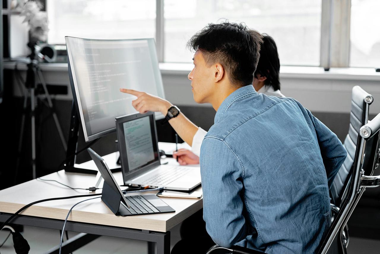 The Essential Guide to Implementing a Successful IT Governance Framework